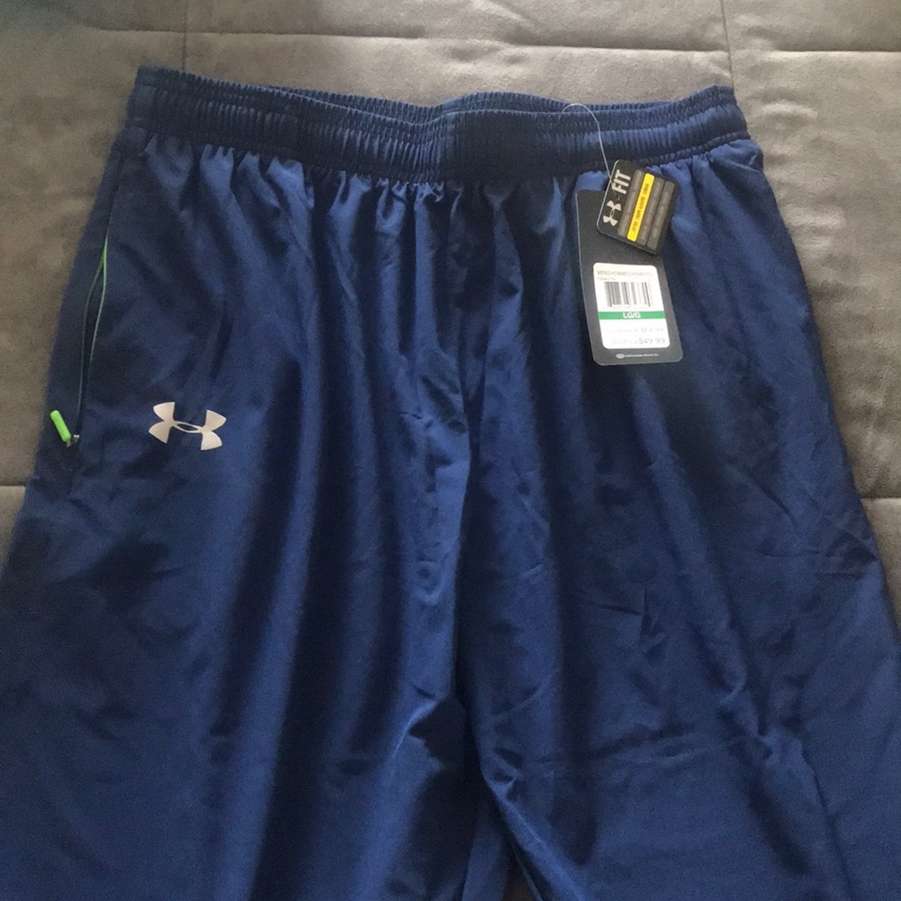 Under armour fitted win pants size large